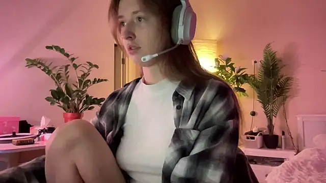 Snapshot of she_tora69 chatting on 07.29.26 she tora69 online show from 07.29.26