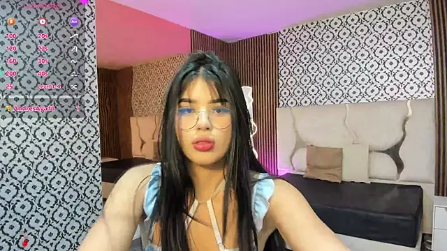 Snapshot of isis_tay1 chatting on 05.11.26 isis tay1 online show from 05.11.26