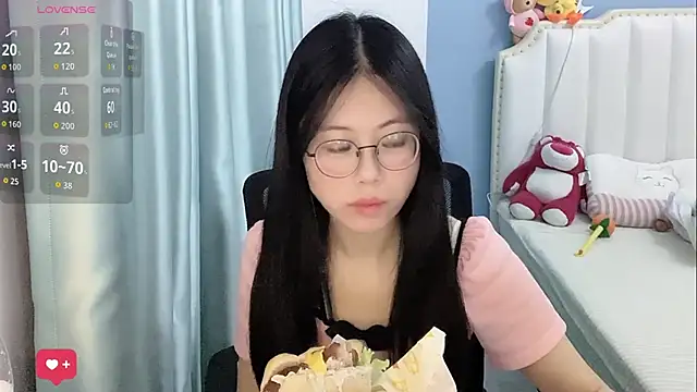 Luna-666 online show from 05.26.26