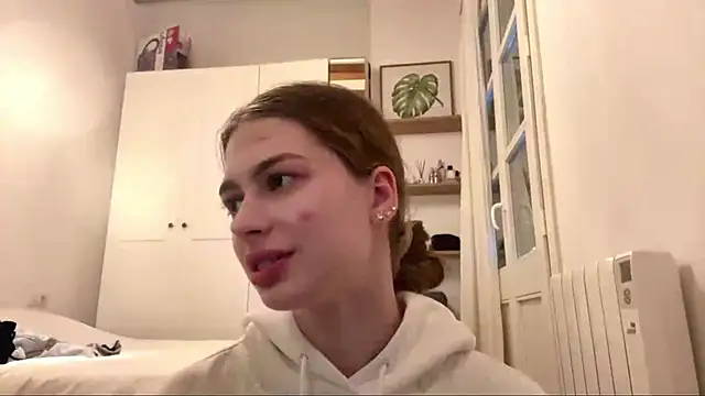 Snapshot of JacquelyneDelgado chatting on 04.30.26 JacquelyneDelgado online show from 04.30.26