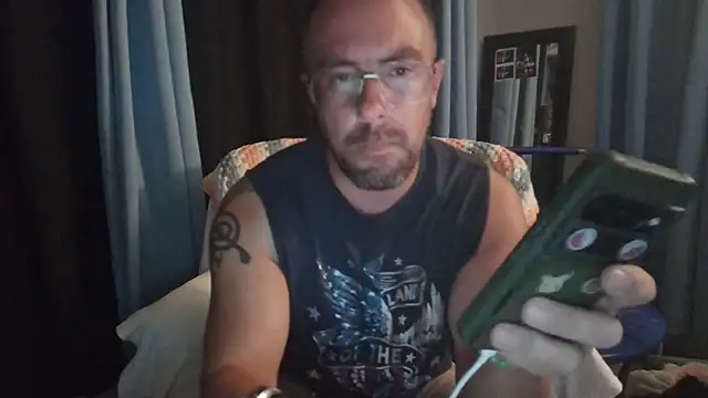 Snapshot of BWCMarineMark chatting on 07.11.26 BWCMarineMark online show from 07.11.26