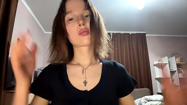 Snapshot of asunasue chatting on 05.19.26 asunasue online show from 05.19.26