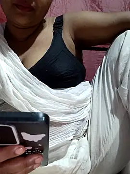 Gulapi N online show from 06.03.26