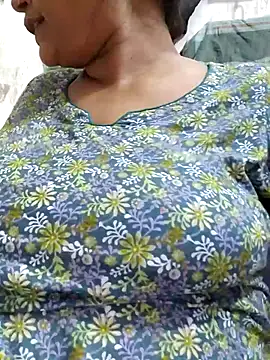Snapshot of Gulapi_N chatting on 07.15.26 Gulapi N online show from 07.15.26