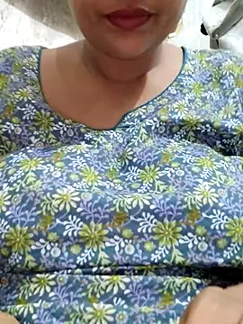 Snapshot of Gulapi_N chatting on 07.19.26 Gulapi N online show from 07.19.26