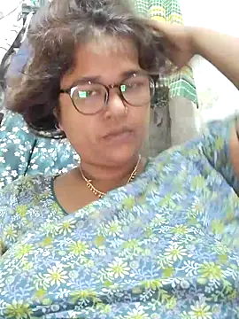 Snapshot of Gulapi_N chatting on 07.21.26 Gulapi N online show from 07.21.26