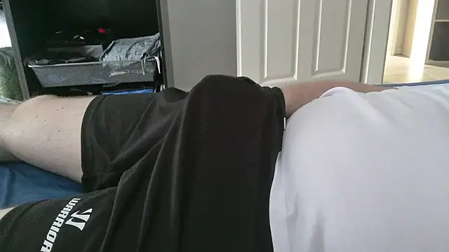 horny-bear89 online show from 05.27.26