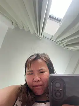 Yanzi-mm online show from 04.29.26