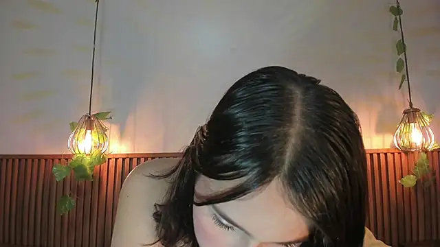 Snapshot of AmelieCooper chatting on 05.20.26 AmelieCooper online show from 05.20.26