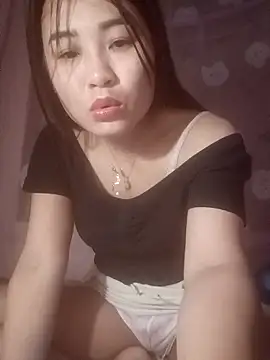 Snapshot of Pivi12 chatting on 05.11.26 Pivi12 online show from 05.11.26