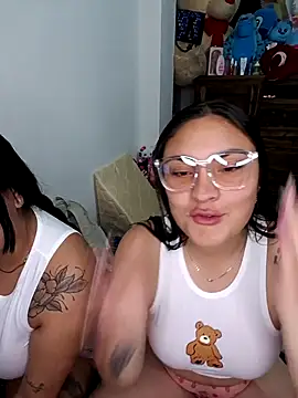 Snapshot of -brendda- chatting on 05.14.26 -brendda- online show from 05.14.26