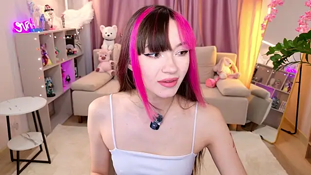 Snapshot of Miiya_Aria_ chatting on 07.30.26 Miiya Aria online show from 07.30.26