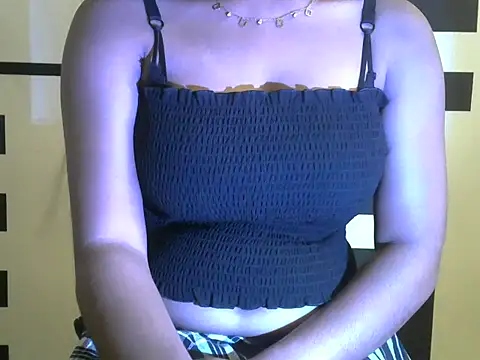 Snapshot of sexy_kia_4_u chatting on 06.19.26 sexy kia 4 u online show from 06.19.26