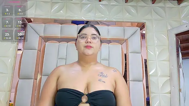 Snapshot of Aria_bbw22 chatting on 07.26.26 Aria bbw22 online show from 07.26.26