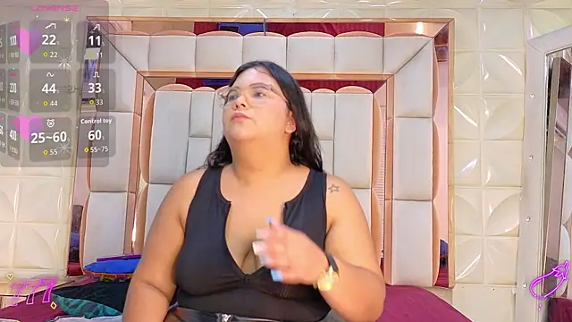 Snapshot of Aria_bbw22 chatting on 07.31.26 Aria bbw22 online show from 07.31.26