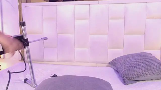 Paulina25  online show from 07.13.26