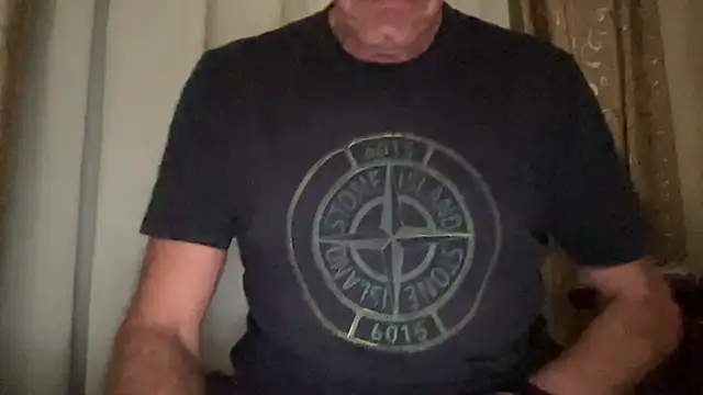 Snapshot of henrybull007 chatting on 06.06.26 henrybull007 online show from 06.06.26