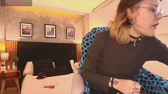 Rossiee huntt online show from 05.19.26