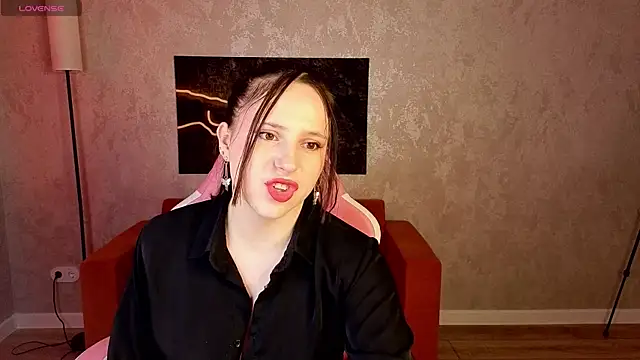 Snapshot of Julia_Shyy chatting on 05.19.26 Julia Shyy online show from 05.19.26