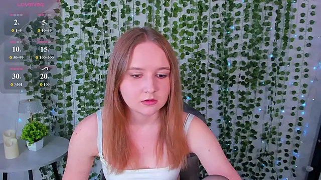 Snapshot of Emmaa_Kimm chatting on 07.14.26 Emmaa Kimm online show from 07.14.26
