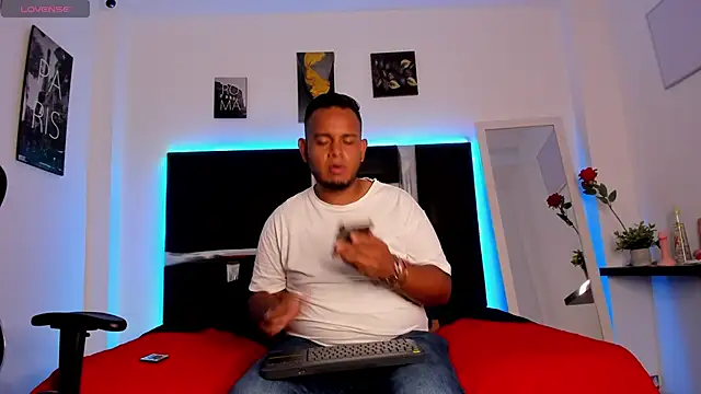 Snapshot of Jay_raze chatting on 05.07.26 Jay raze online show from 05.07.26