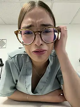 Snapshot of Sweet_Milaa1 chatting on 07.01.26 Sweet Milaa1 online show from 07.01.26