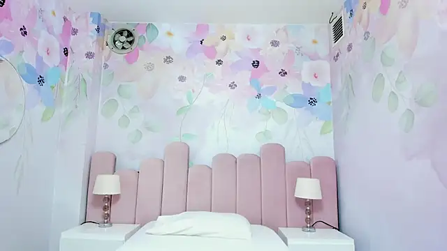 Miabloom19  online show from 07.08.26