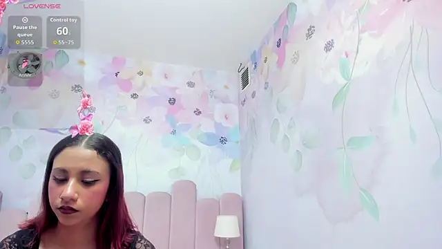 Miabloom19  online show from 07.22.26