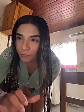 Snapshot of InesD_Arcy chatting on 06.12.26 InesD Arcy online show from 06.12.26