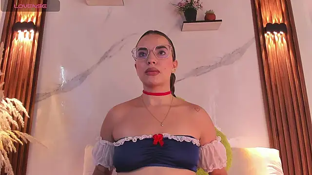 catalina lafer online show from 05.11.26
