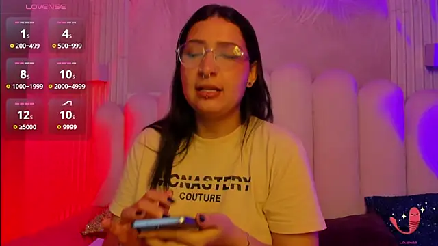 Snapshot of Svetlana_3 chatting on 05.16.26 Svetlana 3 online show from 05.16.26