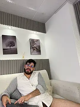 Snapshot of DomBoy_ chatting on 05.16.26 DomBoy online show from 05.16.26
