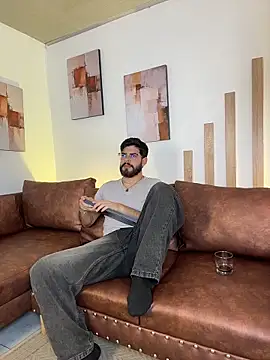 Snapshot of DomBoy_ chatting on 05.28.26 DomBoy online show from 05.28.26