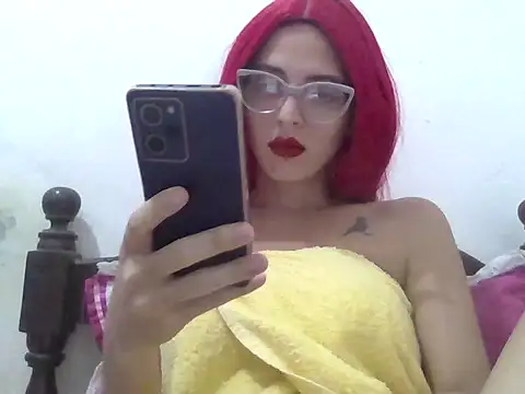 Snapshot of Xoeni chatting on 05.06.26 Xoeni online show from 05.06.26
