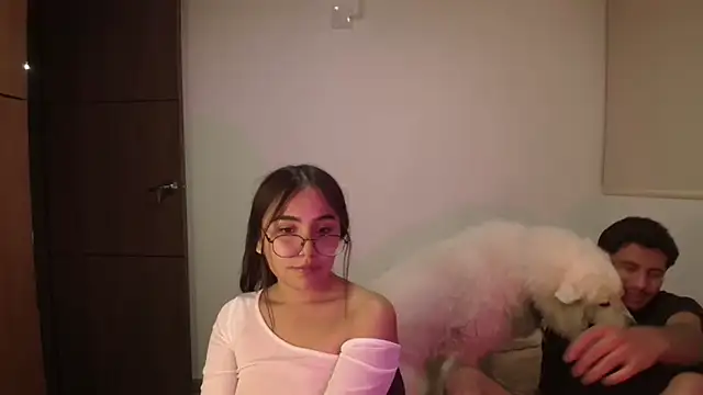 Snapshot of abbyyandmaxx chatting on 05.15.26 abbyyandmaxx online show from 05.15.26