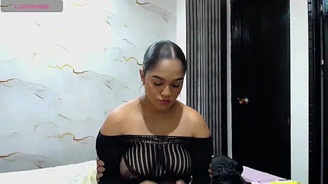 Liaa cams online show from 06.26.26