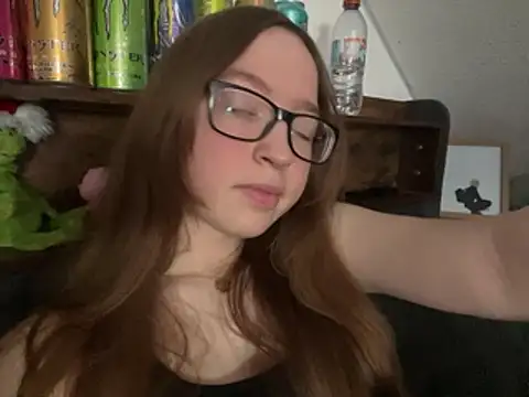 Snapshot of Freaky-Doll chatting on 05.02.26 Freaky-Doll online show from 05.02.26