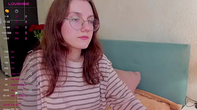 iMagdaLunna online show from 05.15.26