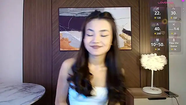 Snapshot of seddielin chatting on 07.15.26 seddielin online show from 07.15.26