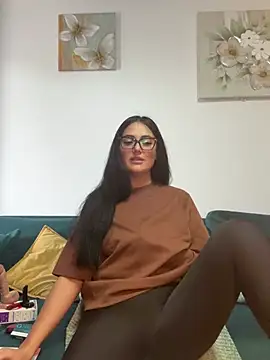 Snapshot of AnyEvyy chatting on 05.14.26 AnyEvyy online show from 05.14.26