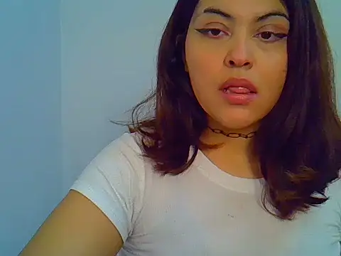 Snapshot of -GINN- chatting on 05.20.26 -GINN- online show from 05.20.26