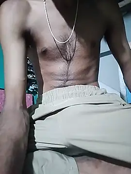Snapshot of Tushu_under19_boy chatting on 05.21.26 Tushu under19 boy online show from 05.21.26