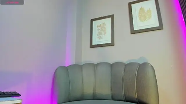 Roxanna moore online show from 05.16.26