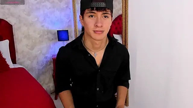 Snapshot of Liam_Grayson_ chatting on 05.06.26 Liam Grayson online show from 05.06.26