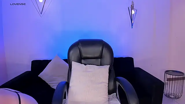 BellaStormX online show from 05.23.26