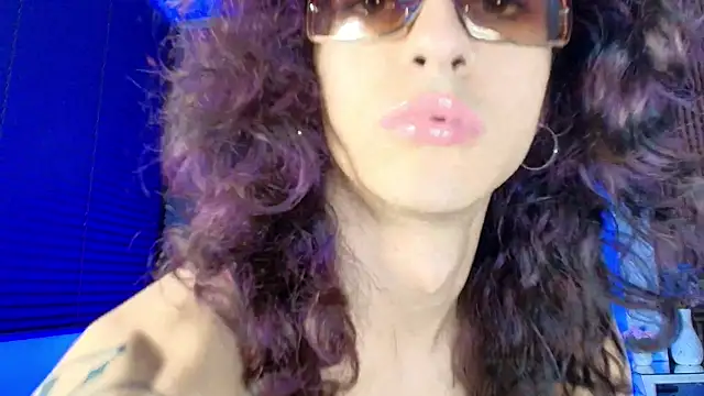 Divine      online show from 06.25.26