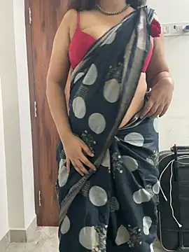 Snapshot of Tamil_Azhagie chatting on 06.27.26 Tamil Azhagie online show from 06.27.26
