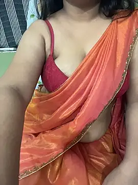 Snapshot of Tamil_Azhagie chatting on 07.02.26 Tamil Azhagie online show from 07.02.26