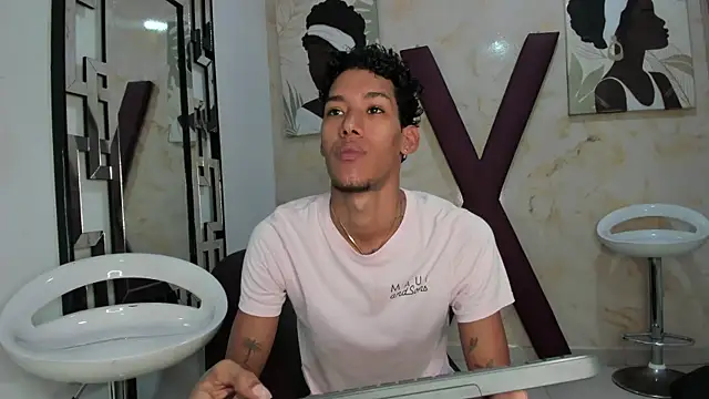 RED BOYS XXX online show from 05.28.26