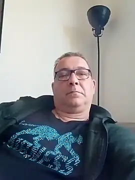 Soloyan online show from 02.28.25